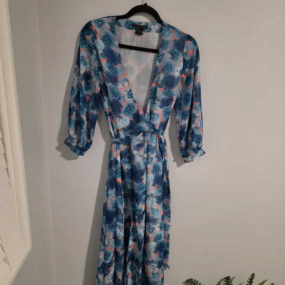Caribbean Queen Blue Floral Swim Kimono Coverup - Picture 7 of 7